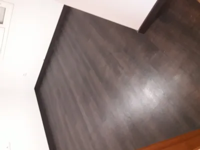 Instalación de suelo de madera natural en Cartagena
