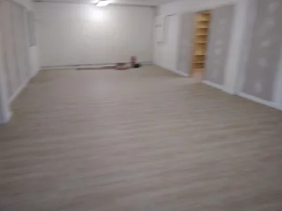 Instalación de suelo de madera natural en Hospitalet de Llobregat