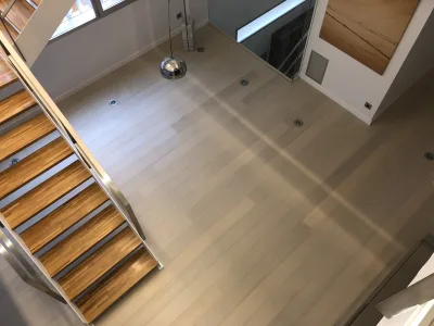 Instalación de suelo de madera natural en Alzira