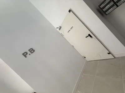 Instalación de suelo de madera natural en Valencia