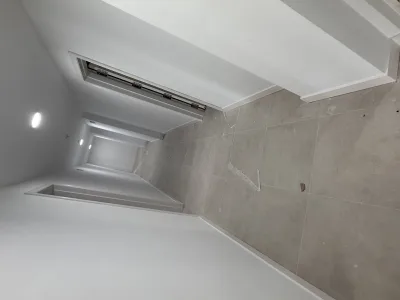 Instalación de suelo de madera natural en Valencia