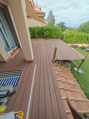Instalación de suelo de madera natural en Barcelona