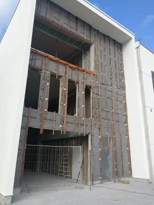 Instalación de suelo de madera natural en Torrelavega