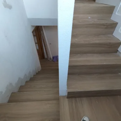 Instalación de suelo de madera natural en Burgos
