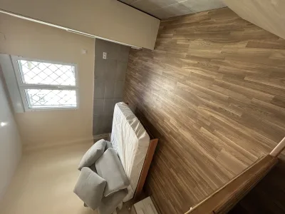 Instalación de suelo de madera natural en Valencia