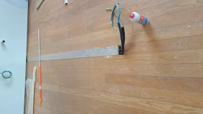 Instalación de suelo de madera natural en Mislata