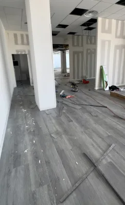 Instalación de suelo de madera natural en Las Rozas