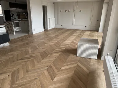 Instalación de suelo de madera natural en Santander