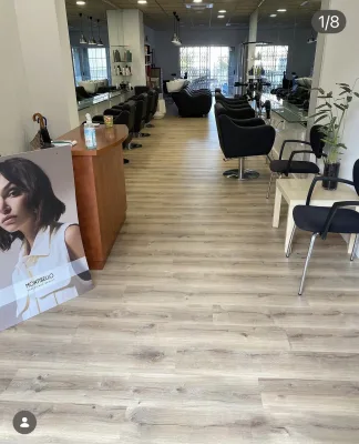 Instalación de suelo de madera natural en Santander
