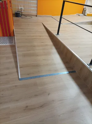 Instalación de suelo de madera natural en Barcelona