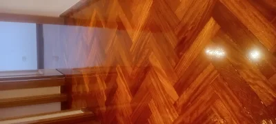 Instalación de suelo de madera natural en Madrid