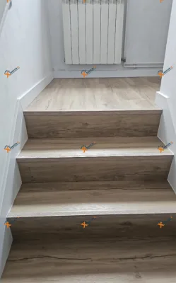Instalación de suelo de madera natural en Terrassa