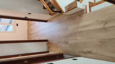 Instalación de suelo de madera natural en Cerdanyola