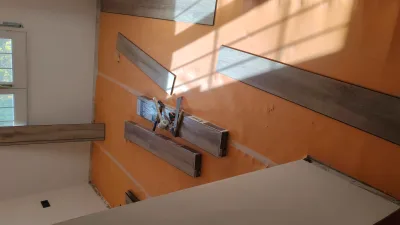 Instalación de suelo de madera natural en Cerdanyola