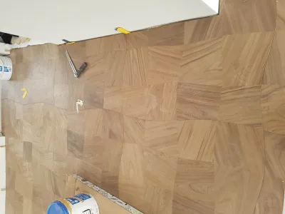 Instalación de suelo de madera natural en Gandía