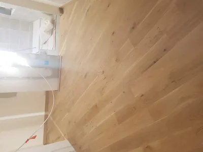 Instalación de suelo de madera natural en Gandía
